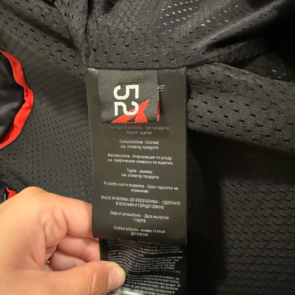 Dainese Men's motorcycle Jacket - Picture 7 of 10